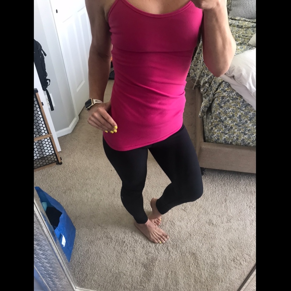 Lululemon size 6 bra tank